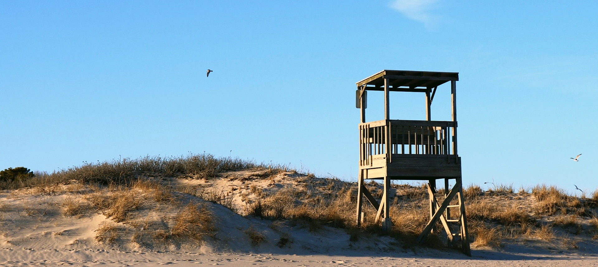 A lifeguard tower on the beach